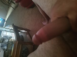 Need a submissive bottom to worship this