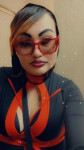 FELLAS LOOKING FOR A1 SERVICE LET HONEY BE YOUR CHOICE