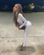 Check me out bae