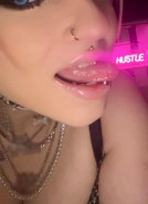 🍎💋 LETS PLAY DADDY! ON THE FLOOR ALL FOURS I'M YOUR WH*RE DADDY!!!🍆