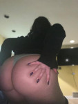 Incalls+Outcalls | Visiting for a few days 🍑💦