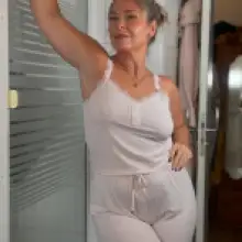 55 Yrs Sexy MILF Young-Minded & Let s play