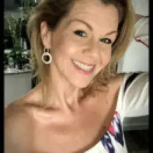 55-Year-Old Woman Will Pay You $100/Hour for Satisfaction