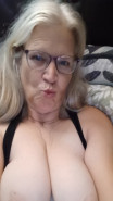 😈Nasty Cougar 😏 Wants a Shy Boy to Stuff Her Greedy Asshole🍑💦