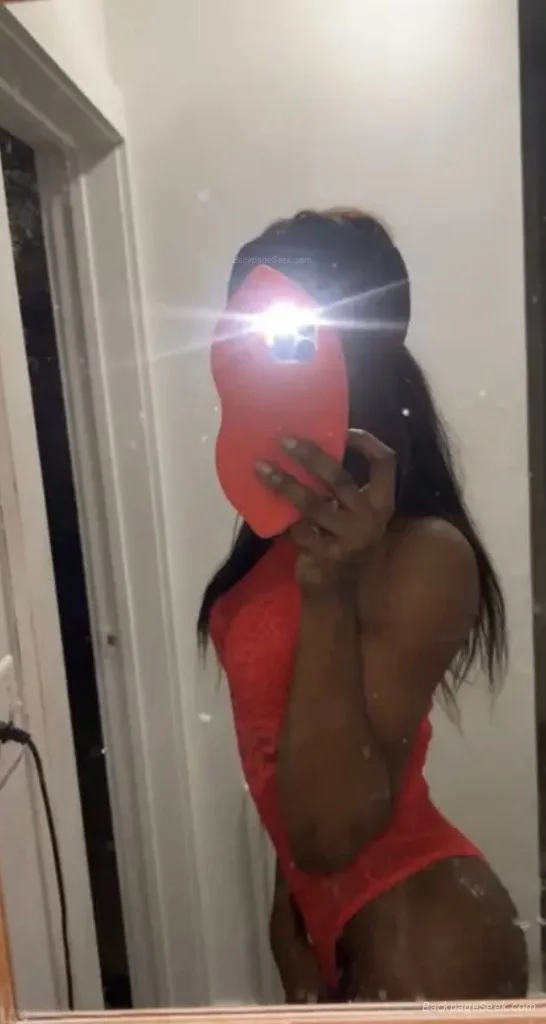 GOOD DICK BUT PUSSY HIT DIFFERENT in Akron – Women Seeking Men photo 4
