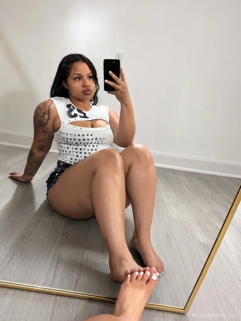 available now in Akron – Women Seeking Men photo 4