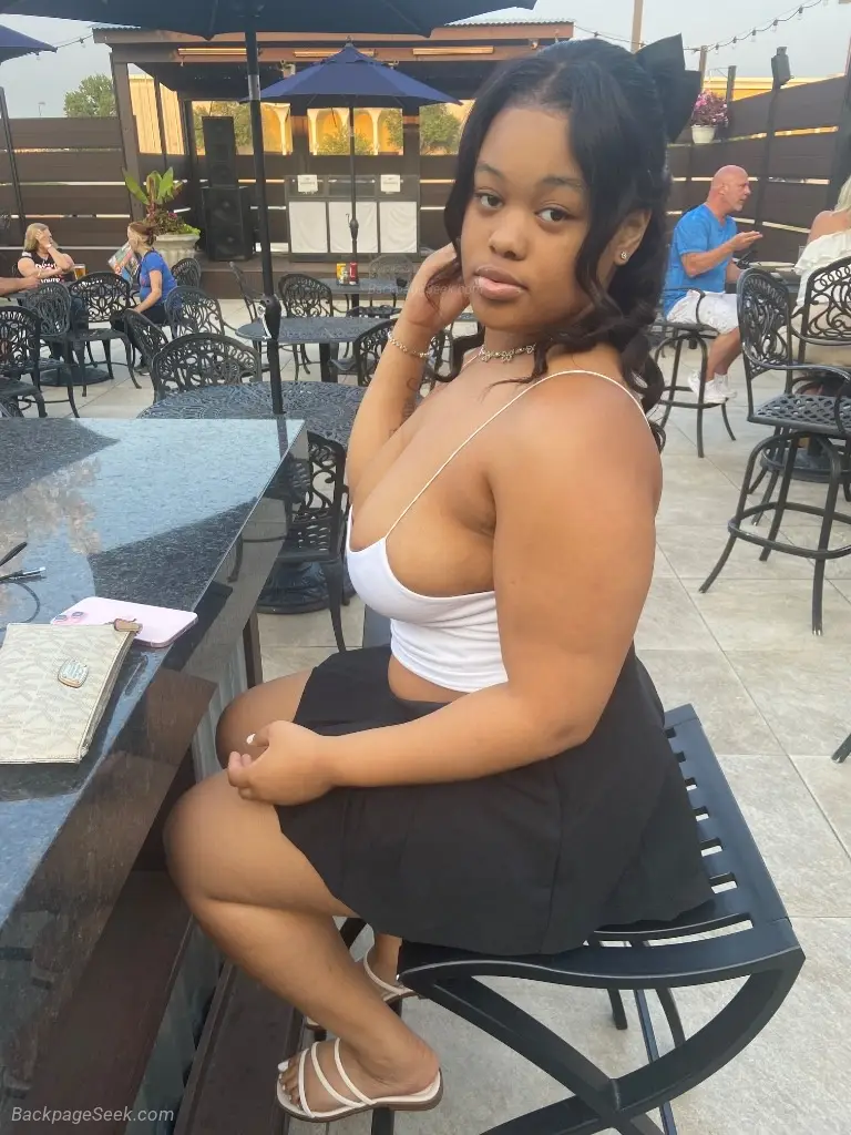 COME HAVE SUM FUN please read before contacting in Akron – Women Seeking Men photo 3