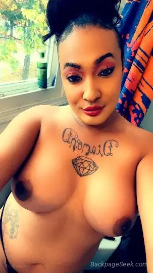 come and try this bubble gum in Akron – Women Seeking Men photo 2