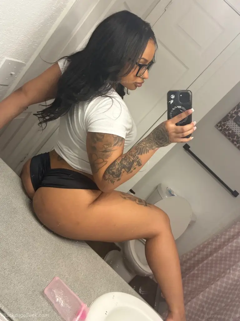 available now in Akron – Women Seeking Men photo 2