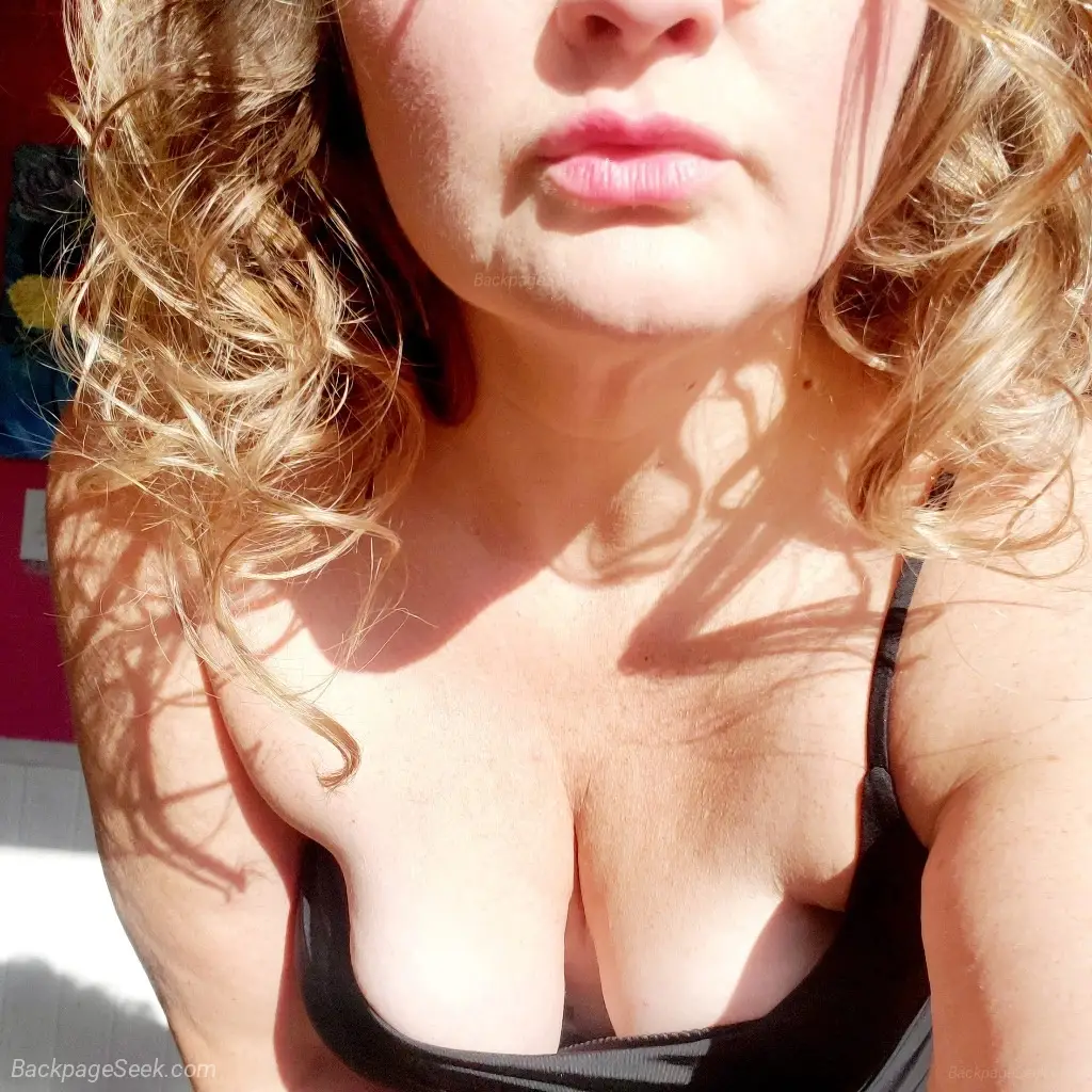 available tonight for quick visit around Akron area