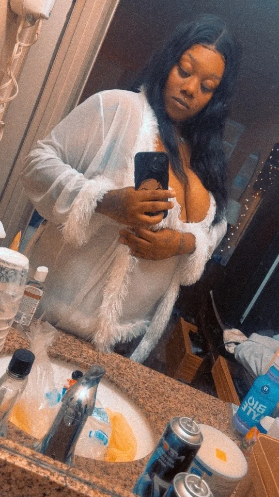 FRESH WET in Albany – Women Seeking Men photo 3