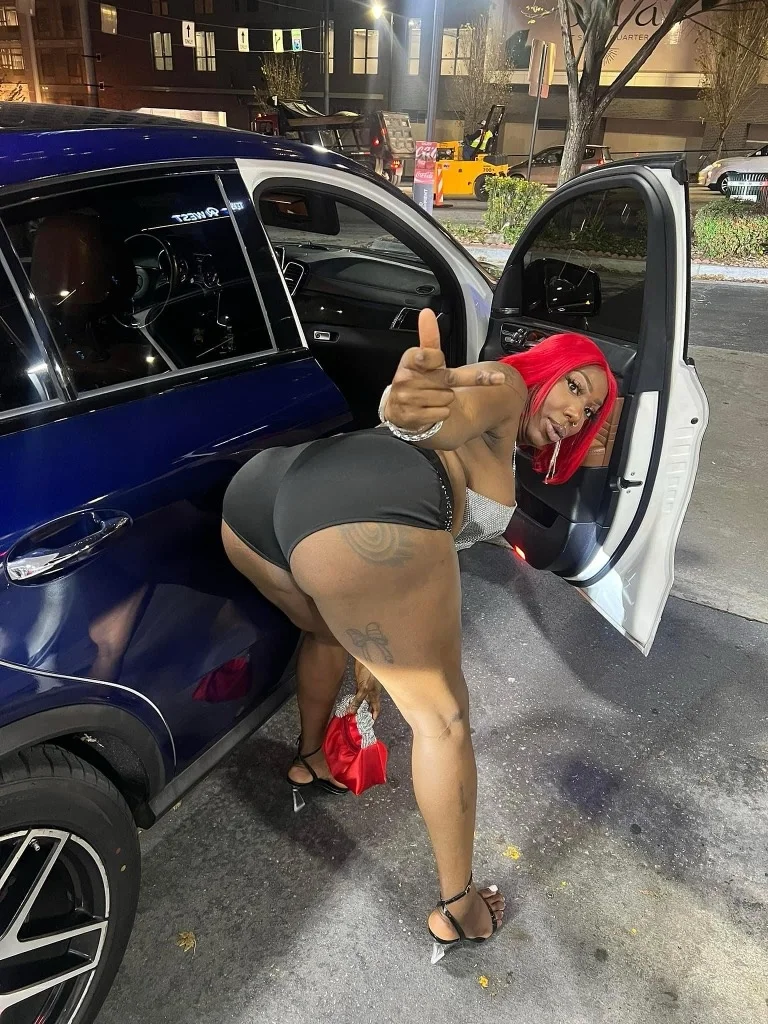Juicy Booty Candy in Albany – Women Seeking Men photo 4