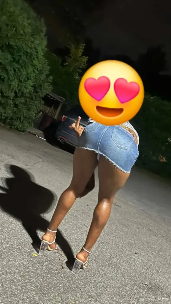 Freaky Bubble butt Trans in Albany – Women Seeking Men photo 5