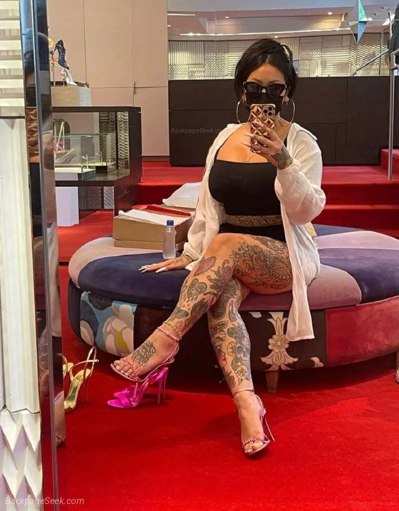 Hey The ASIAN TREAT I'm Available Incalls & Outcalls FaceTime &