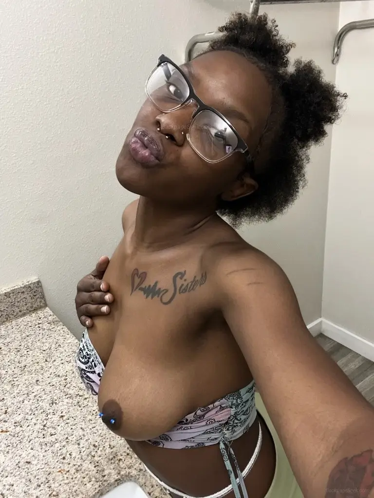 Dick Suckin MONSTER Come see me for meet or Video call sex o... in Albany – Women Seeking Men photo 6