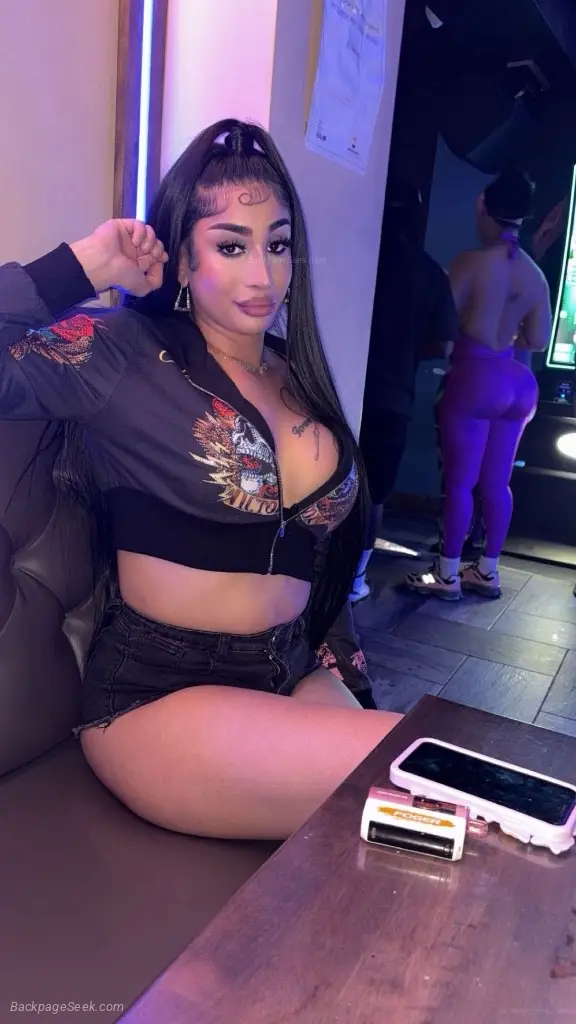 OUTCALL ONLY!!! Emma w/ the body
