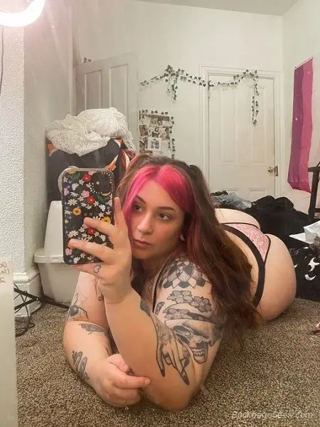 I'm pretty and sweet Mom Ready to give you pleasure Some dep... in Allentown – Women Seeking Men photo 3