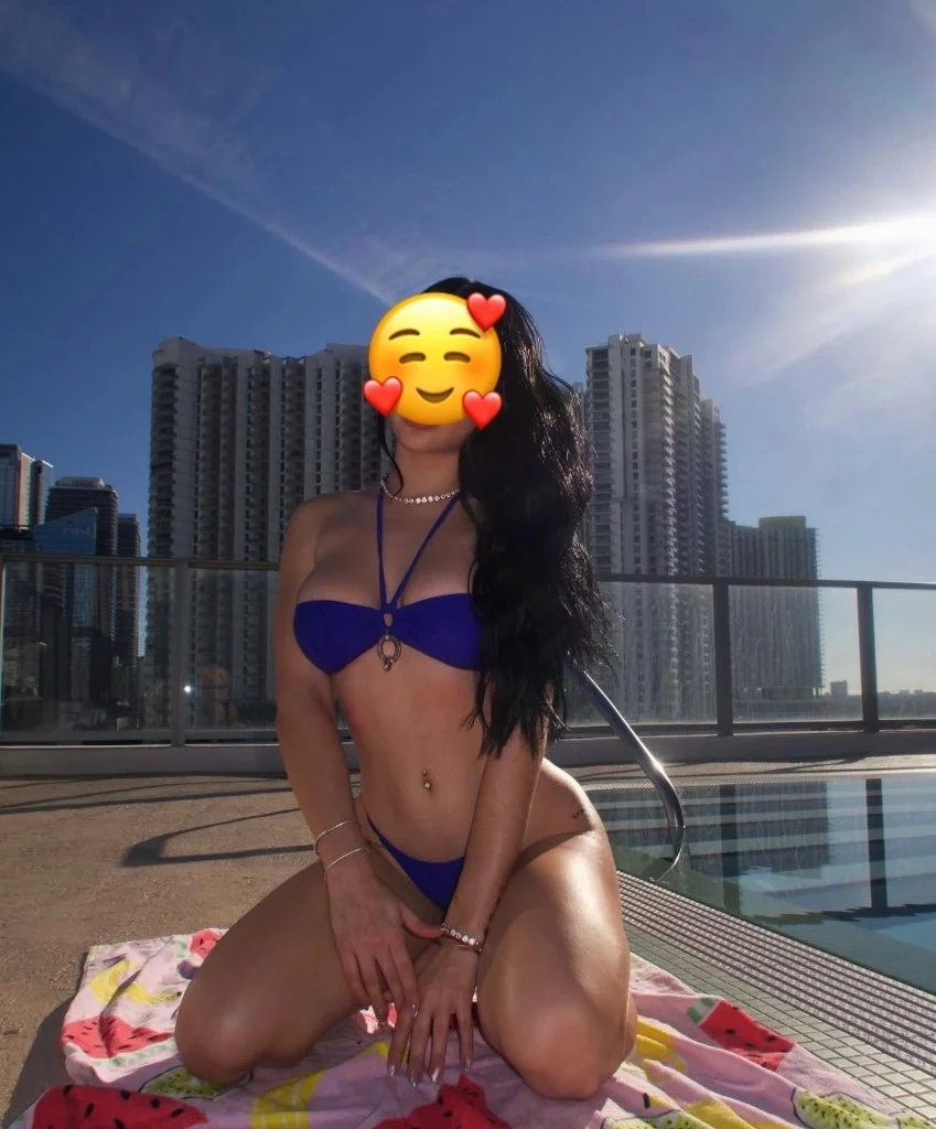 I m available for both Incall or outcall services in Appleton – Women Seeking Men photo 3