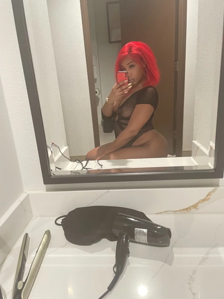 120 QV SPECIAL Phat Pretty and Wet All Natural Tight Pussy T... in Athens – Women Seeking Men photo 2