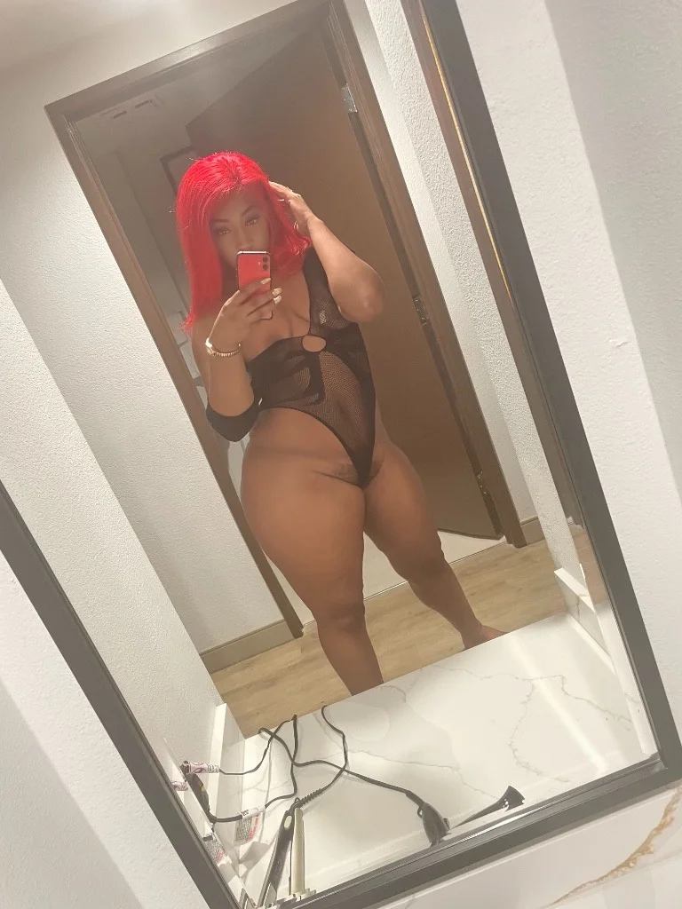 120 QV SPECIAL Phat Pretty and Wet All Natural Tight Pussy T... in Athens – Women Seeking Men photo 3
