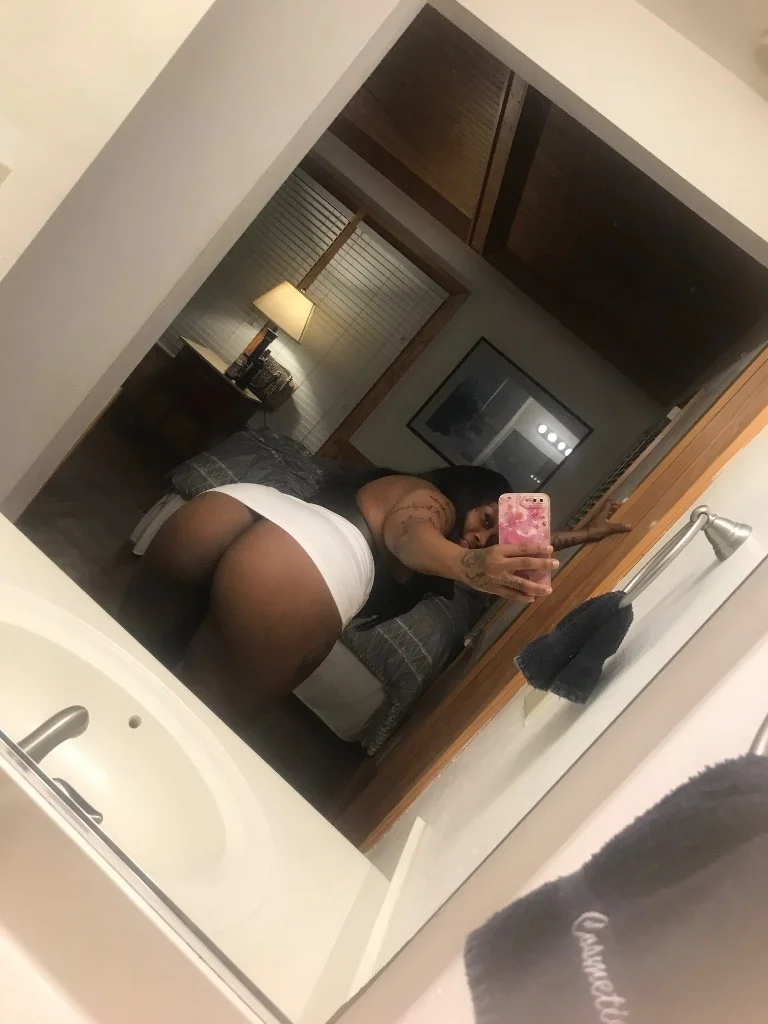 CUM GET HIGH OFF ME in Athens – Women Seeking Men photo 2