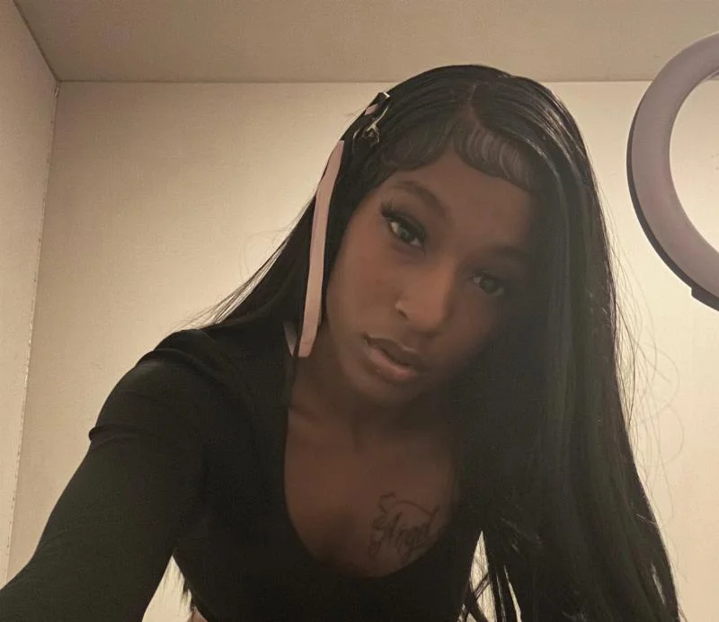 Period on head only in Atlanta – Women Seeking Men photo 2