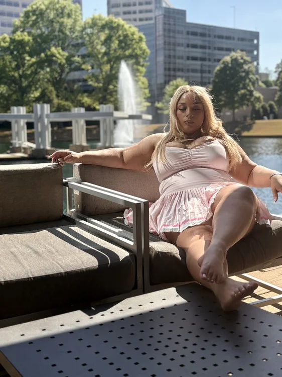 Goddess Lidia Isabel in Atlanta - Women Seeking Men photo 4
