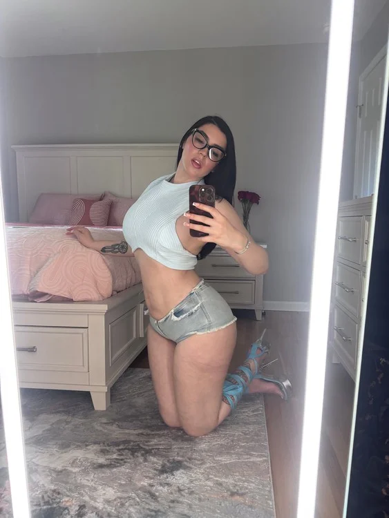 Come see what all the fuss is about in Atlanta – Women Seeking Men photo 2