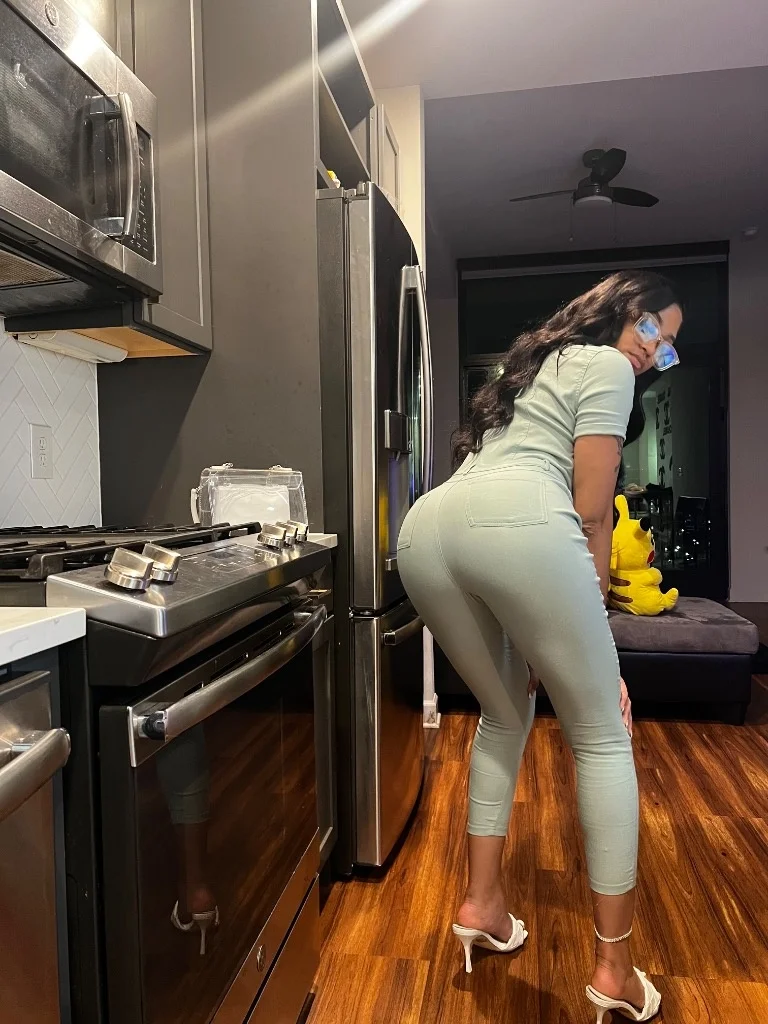 100 REAL Slim Thick Fun Girl in Atlanta – Women Seeking Men photo 3
