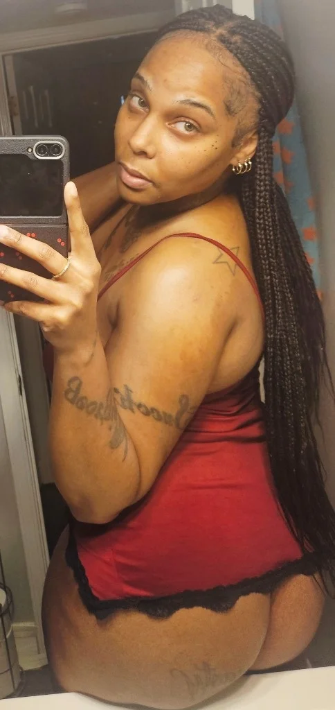 TALL STALLION in Atlanta – Women Seeking Men photo 5