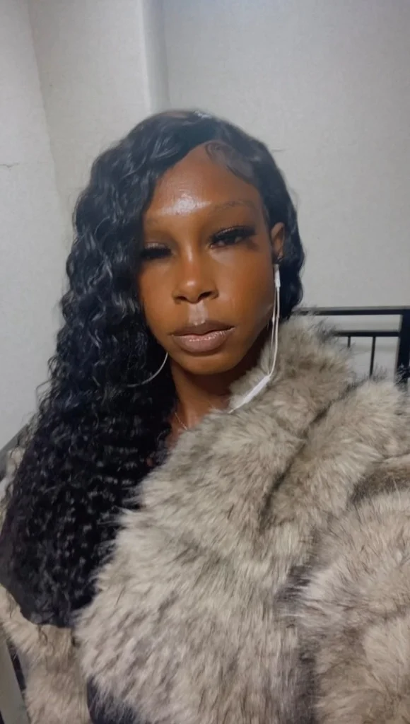 horny slut ready to drain you in Atlanta – Women Seeking Men photo 3