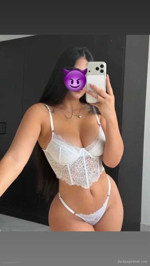 Hi love I'm Liz I'm available to give you an unforgettable t... in Atlanta – Women Seeking Men photo 4