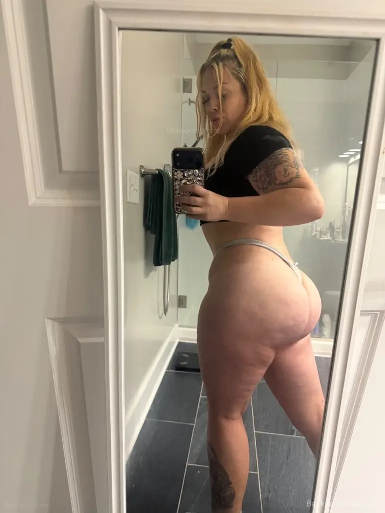OUTCALL ONLY / Throat goat freaky and fun pawg with good vibes and great