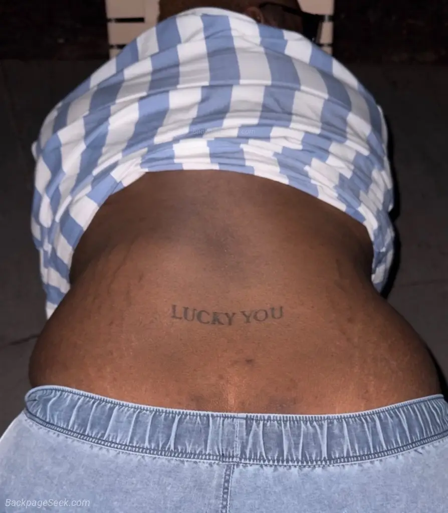 throat goat with a soft smooth pink hole ready to be pounded... in Atlanta – Women Seeking Men photo 3