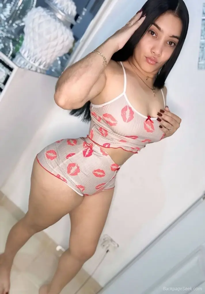 A new Latina girl in town ready to fulfill your fantasies Ca... in Atlanta – Women Seeking Men photo 4