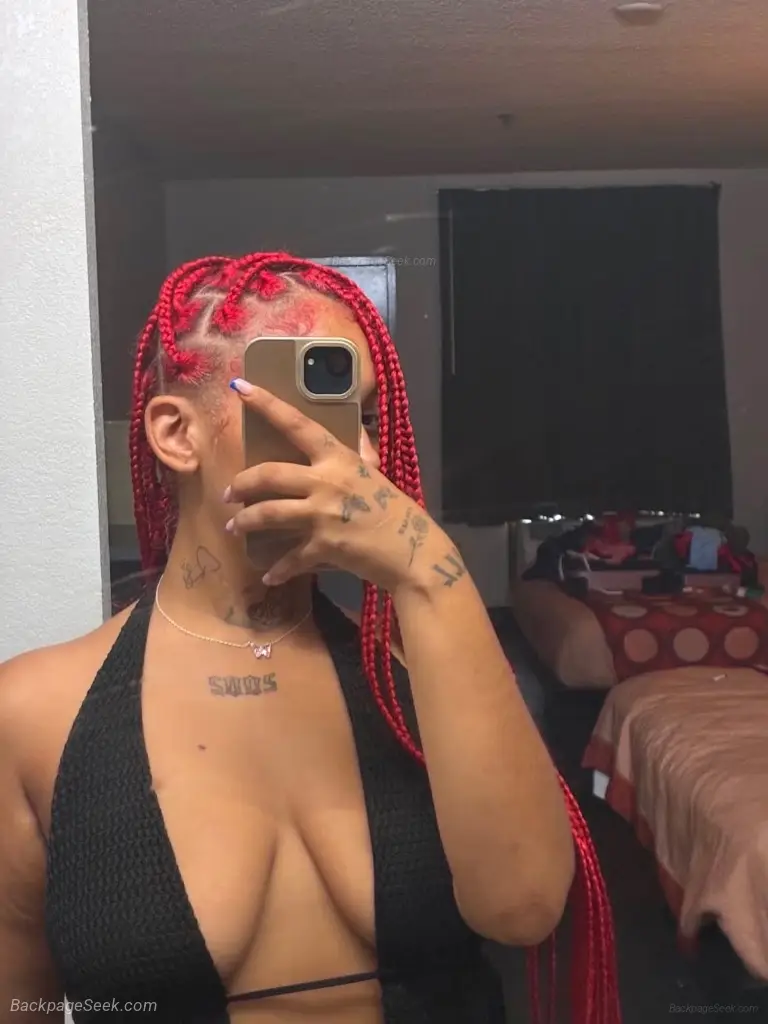 Pussy So Tight And Wet Come Bust It Open And Swim In It