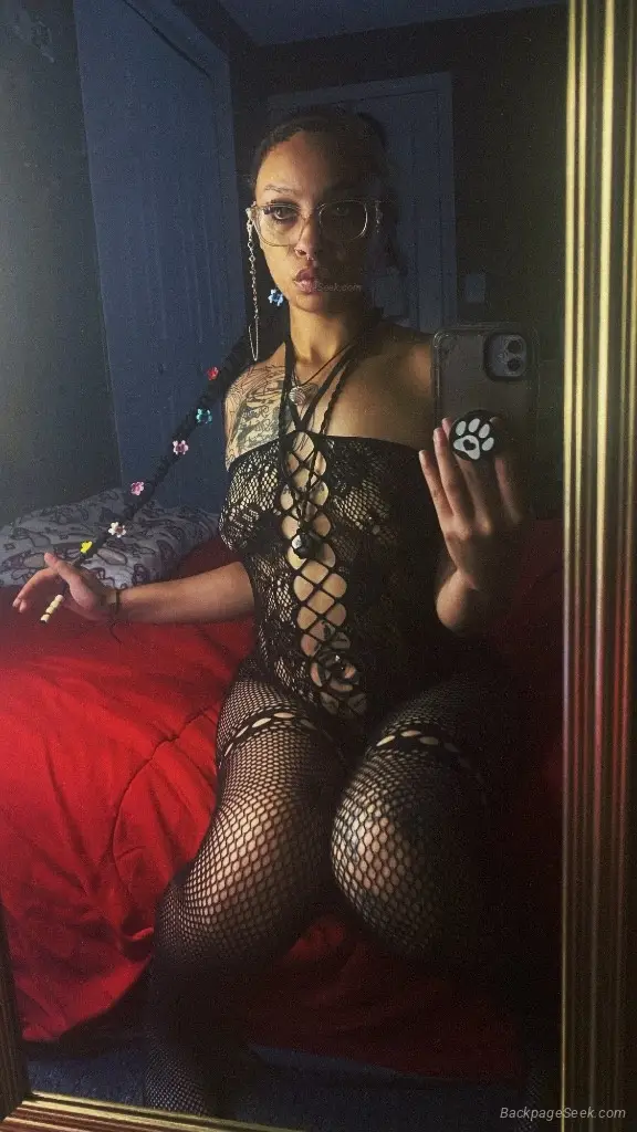weetLikeHoney CD OUT in Atlanta – Women Seeking Men photo 5