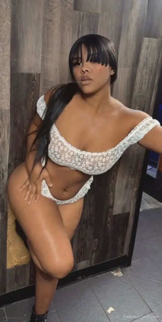 nueva in Atlanta – Women Seeking Men photo 2