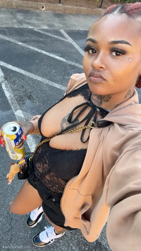 Uber me Over FREAKY WET ND TIGHT in Atlanta – Women Seeking Men photo 6