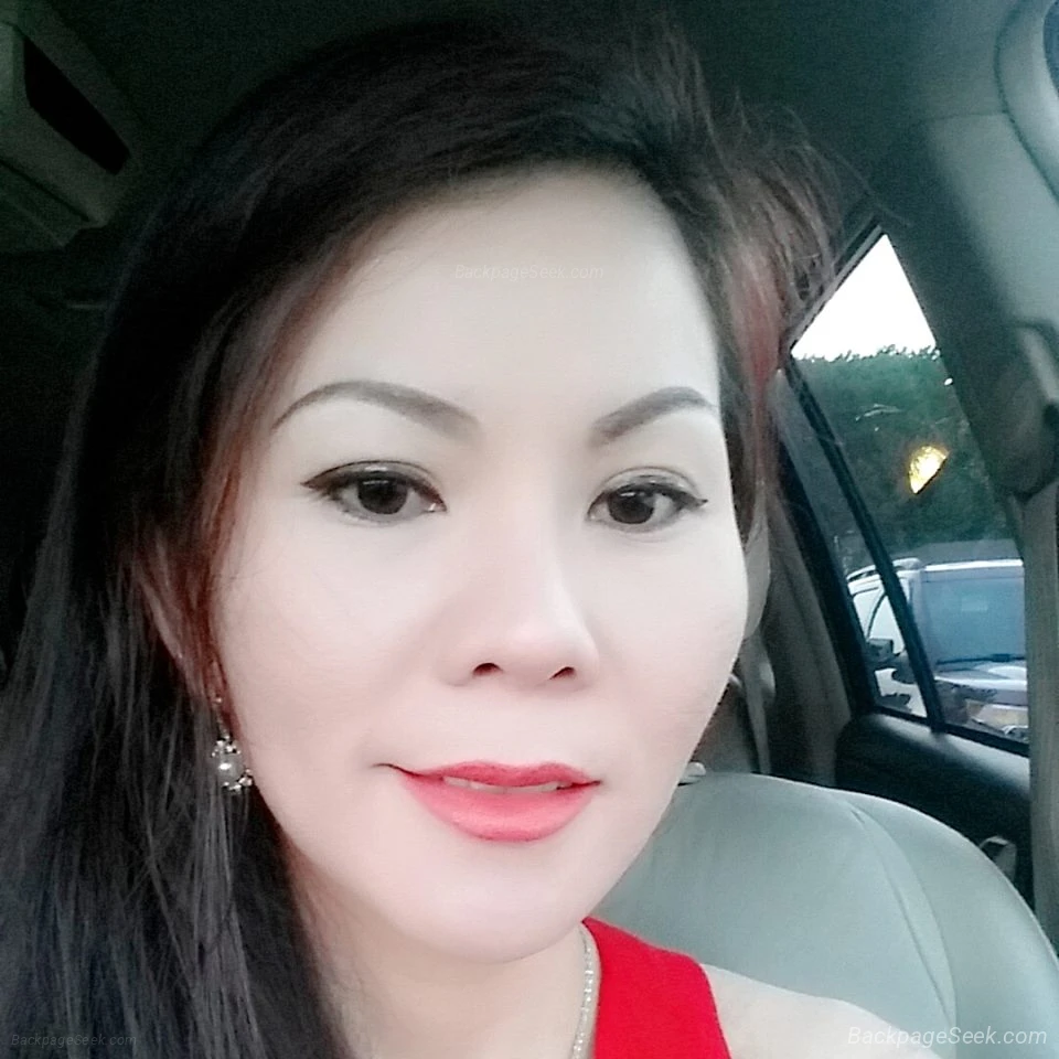 Looking for Genuine Connection in Brisbane - Women Seeking Men