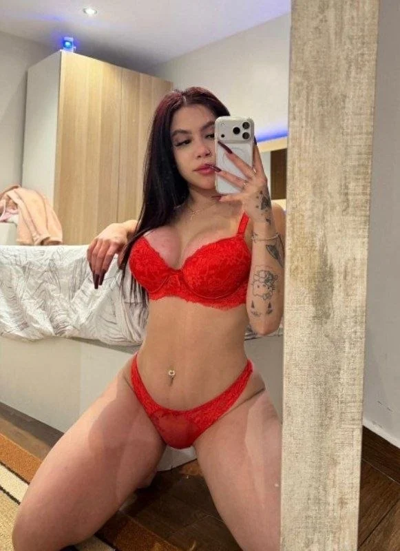 SEXY LATINA LLEGA TU ZONA DISPONIBLE 24\7 CALIENTE