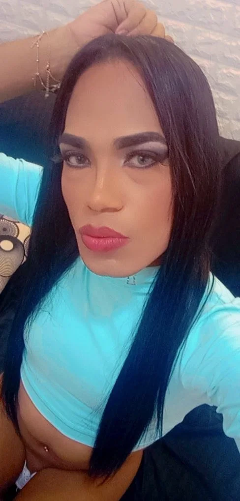 New in your city shy Latina girl in Austin – Women Seeking Men photo 2