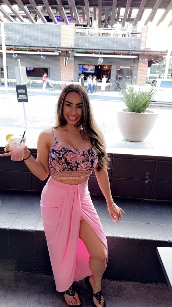 Petite Sexy and sweet in Austin – Women Seeking Men photo 5