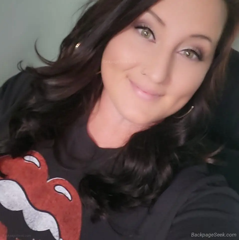 incall service with special price lets play love very discre... in Austin – Women Seeking Men photo 3