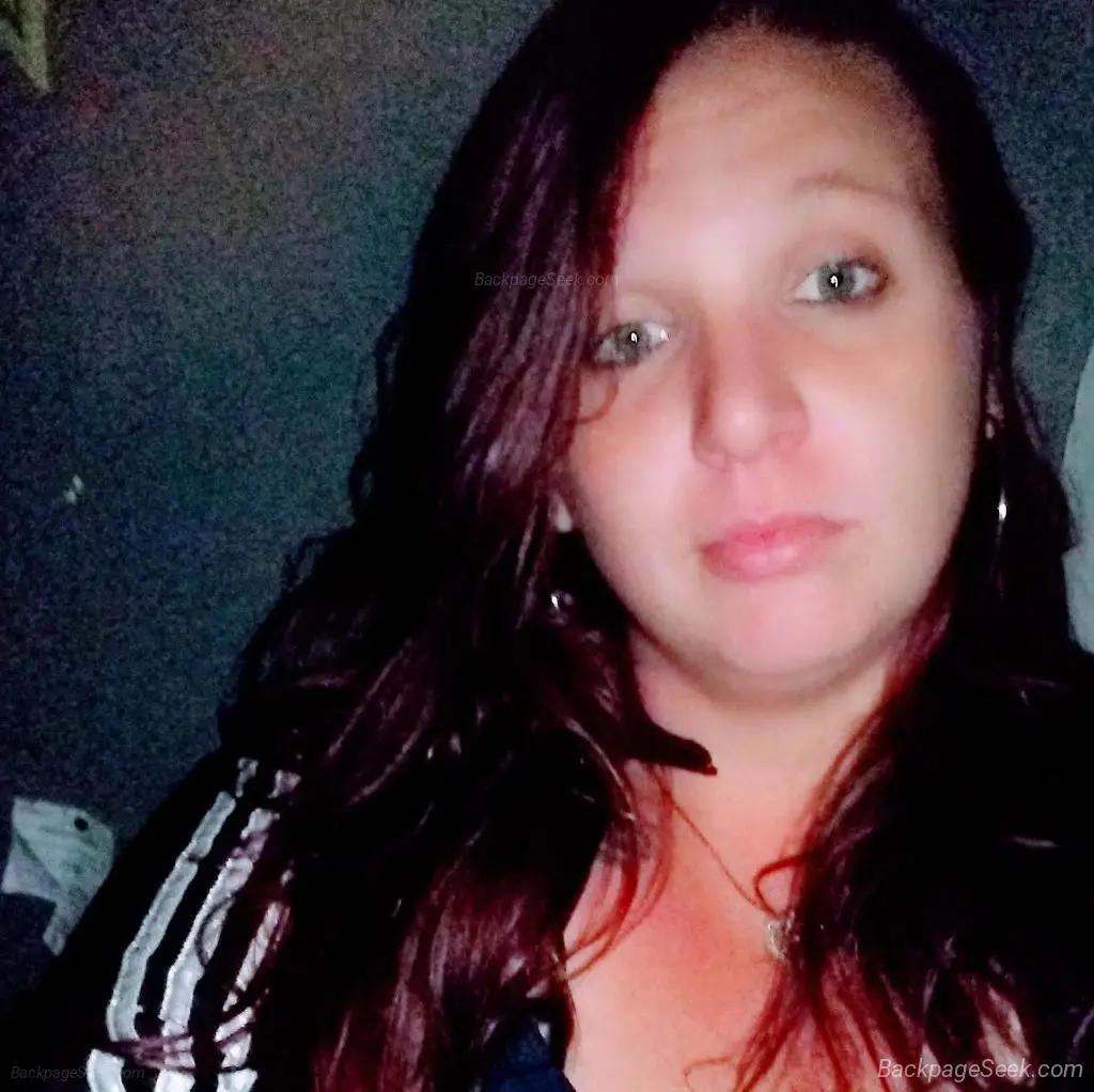I'm a nice girl available, outgoing Southern Bombshell