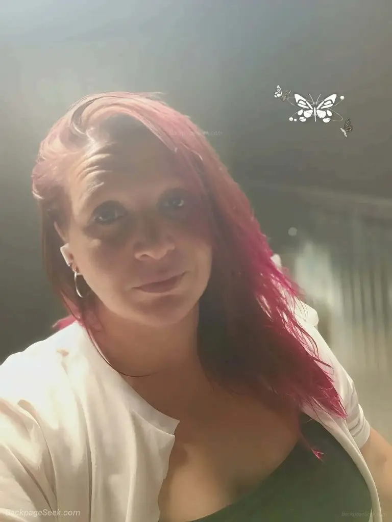 I'm a nice girl available outgoing Southern Bombshell in Austin – Women Seeking Men photo 2