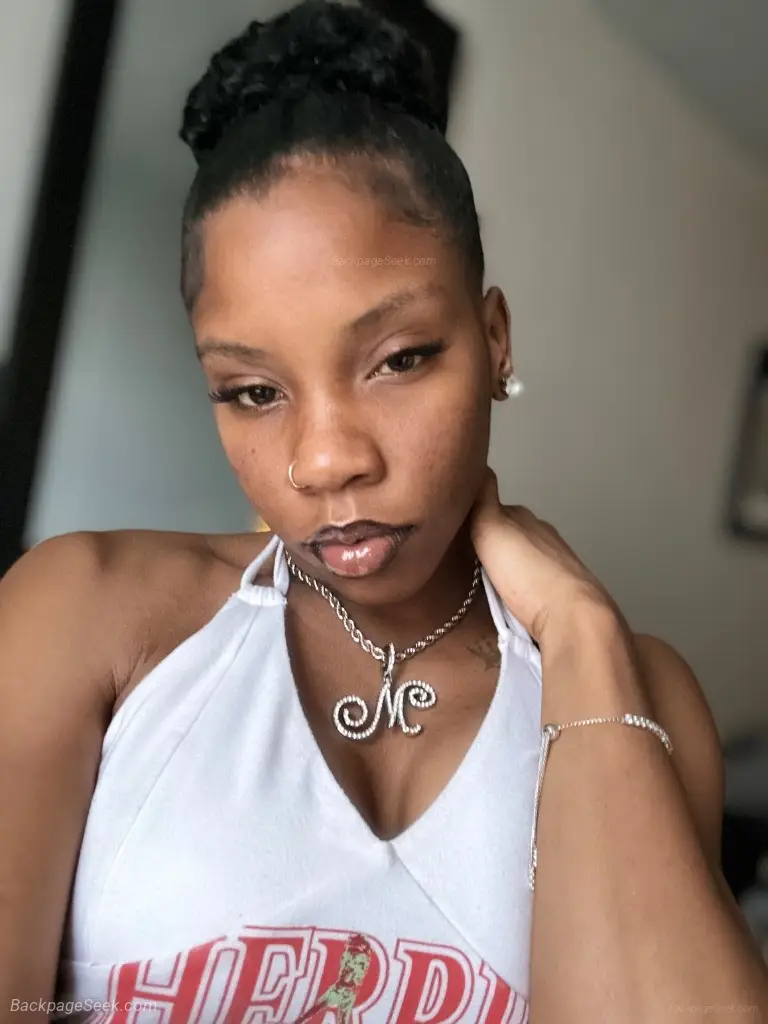 sun-kissed sovereign in Austin – Women Seeking Men photo 3