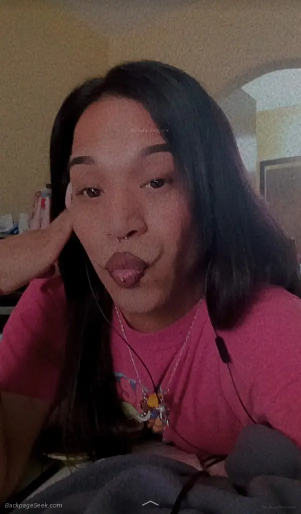 hey im back lets hang out - trans in Austin – Women Seeking Men photo 5