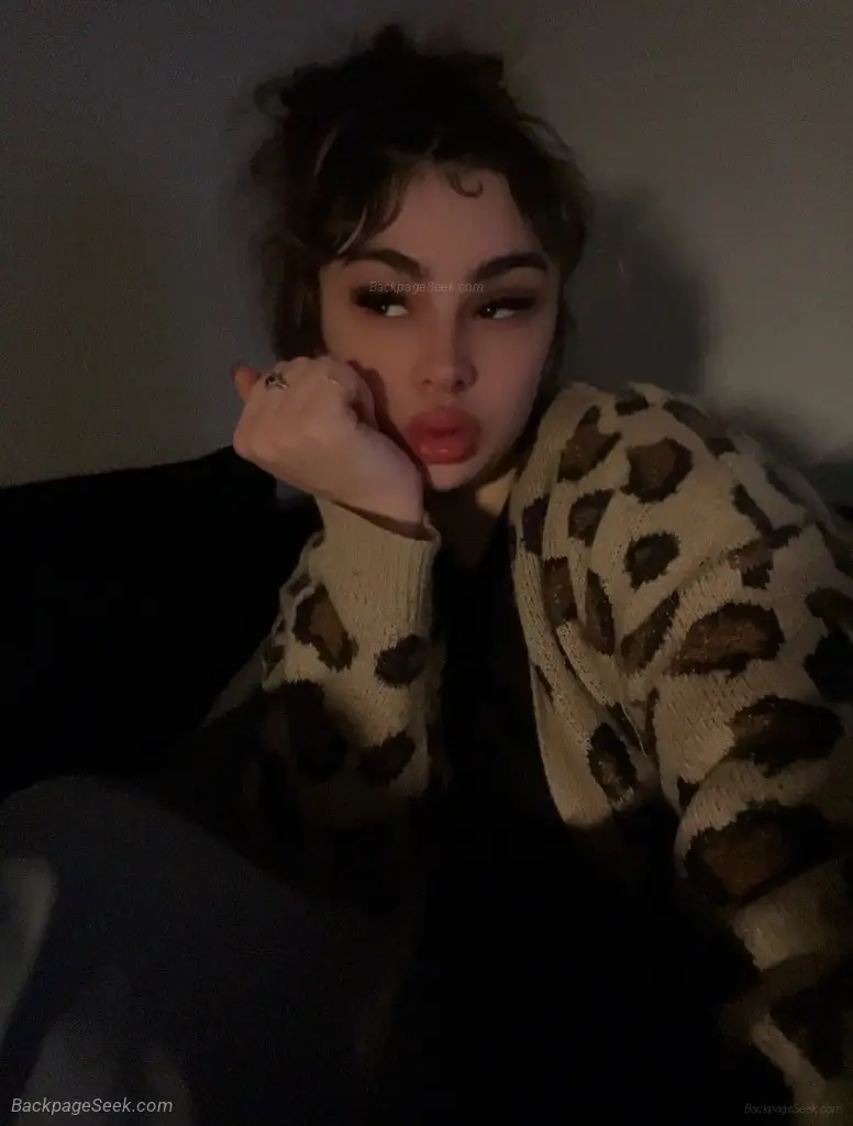 Classy Beauty with a Sexy Twist