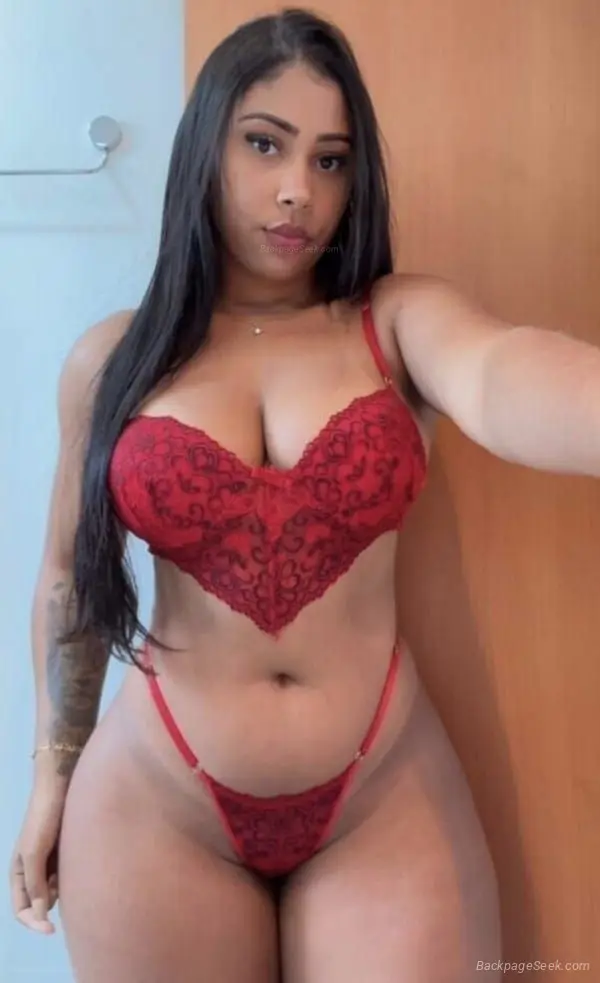 LATINA ARDIENTE COMPLACIENTE NUEVA EN EL AREA